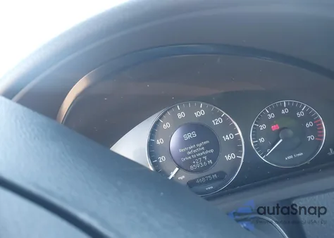 2005 Mercedes-Benz Clk 500 from USA, damaged, VIN WDBTJ75J25F122074